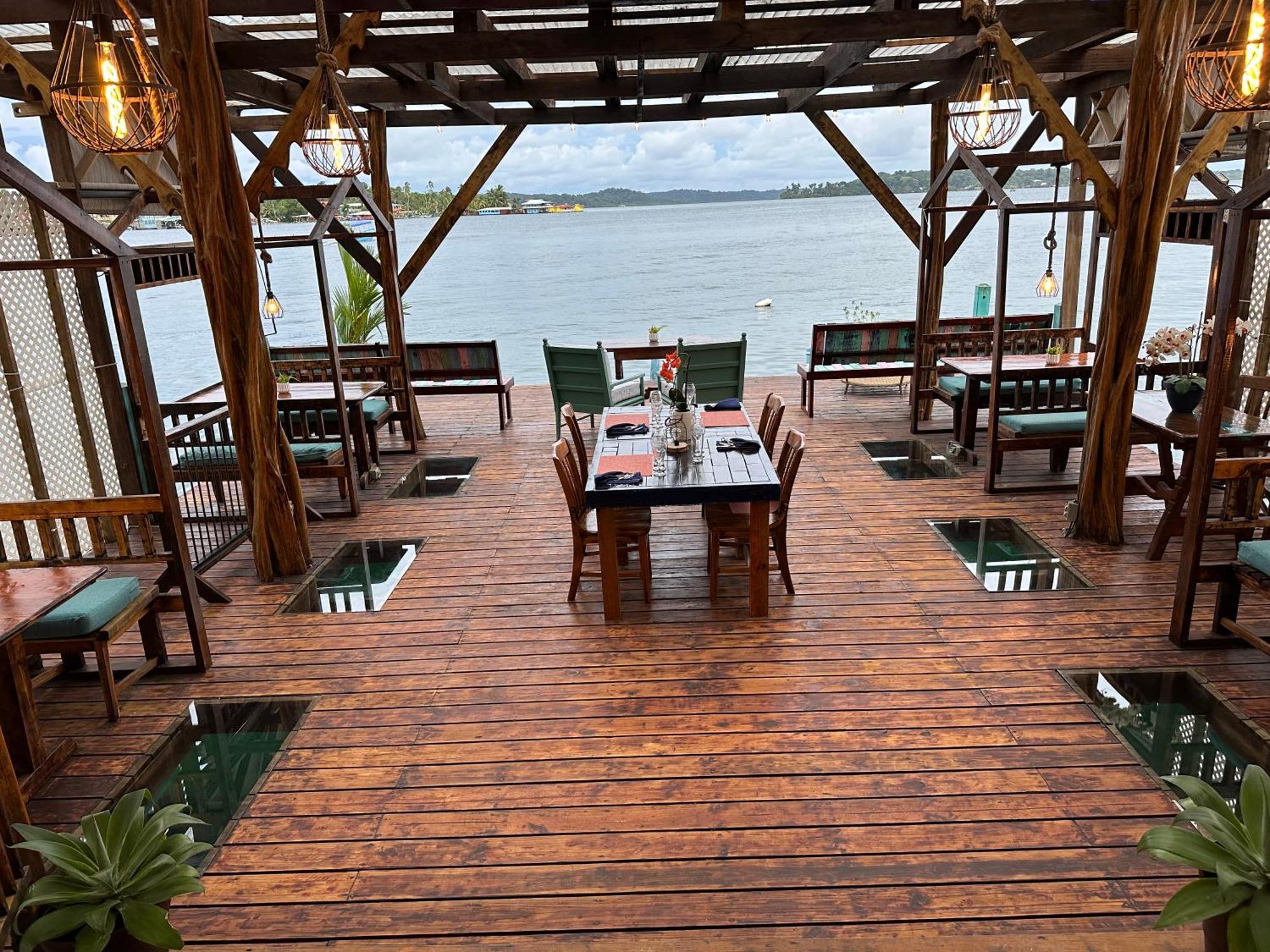 Ocean Sky Bocas Hotel Bocas Town Exterior photo