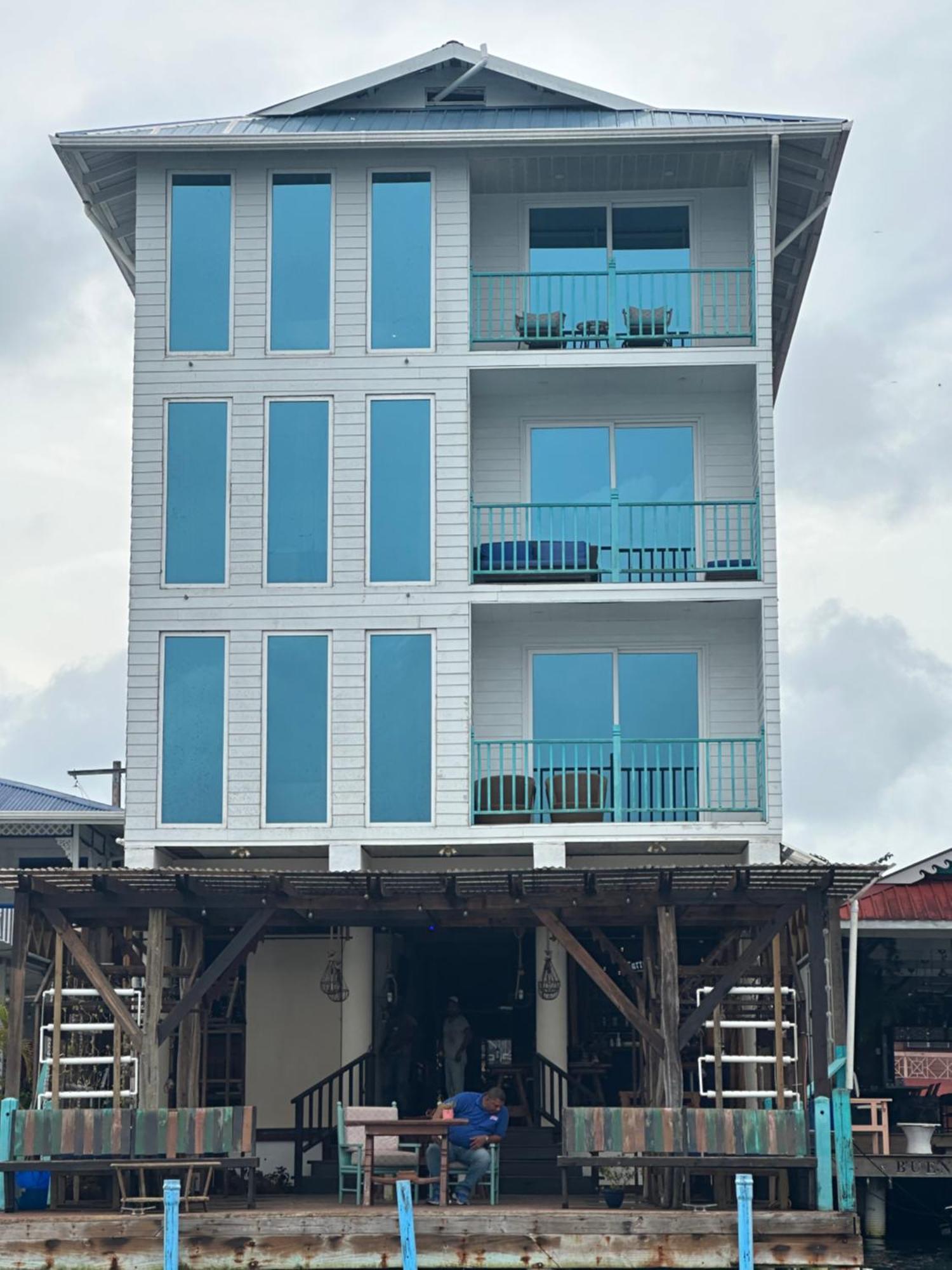 Ocean Sky Bocas Hotel Bocas Town Exterior photo